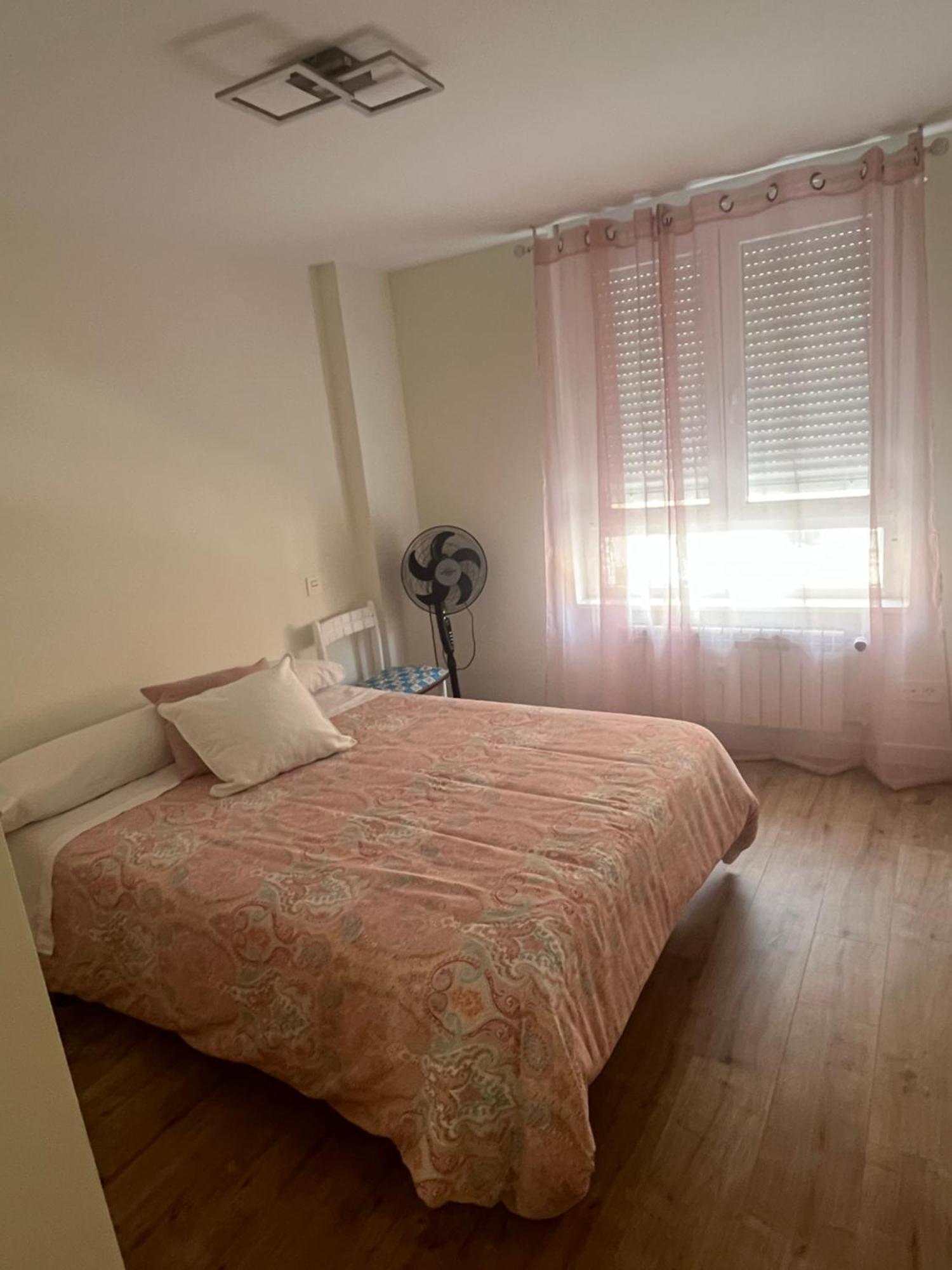 Apartamento Vacacional Burgo المظهر الخارجي الصورة
